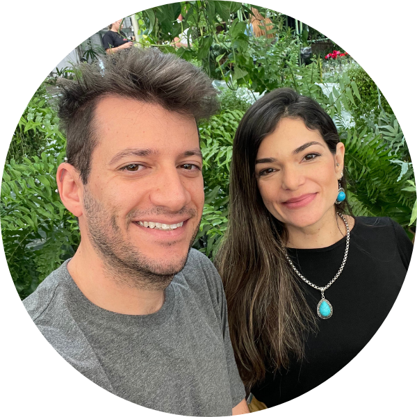 Foto de Thaís e Fábio, Engenheiros Agrônomos e criadores do Método Jiboia 7D